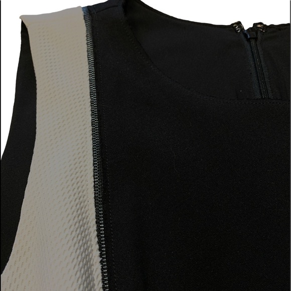 Elie Tahari Black and White Open Shoulder Zipper Dress - Picture 7 of 14